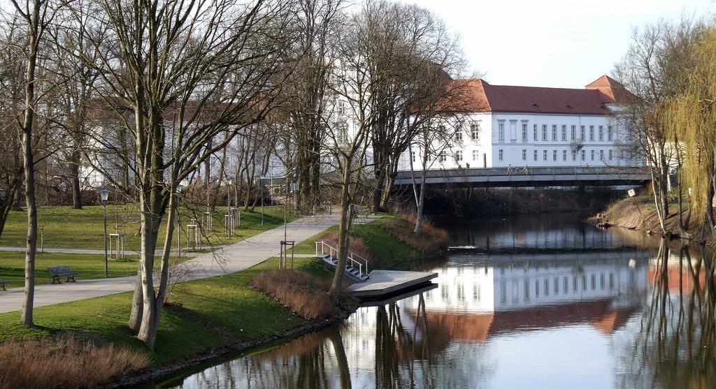Andersen Hotel Birkenwerder Екстериор снимка